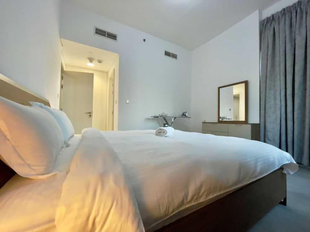 View Furnished In Palette Tower In Tourist Club Area *