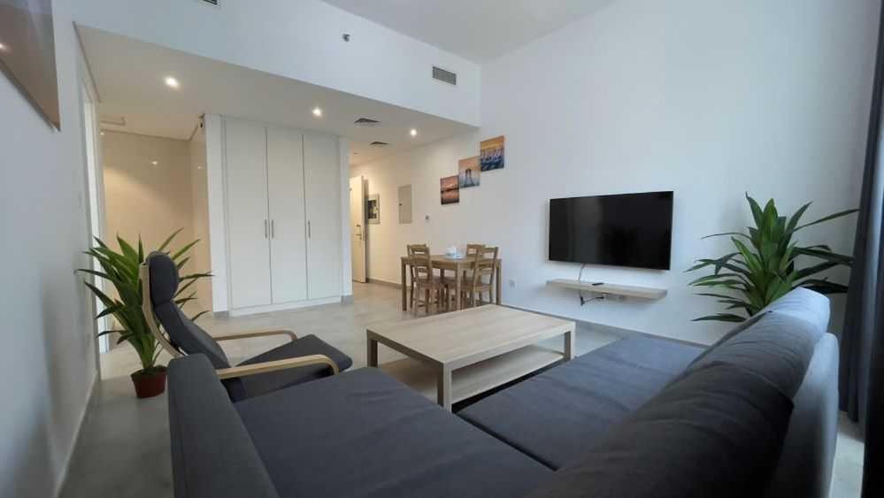 View Furnished In Palette Tower In Tourist Club Area Apartment *