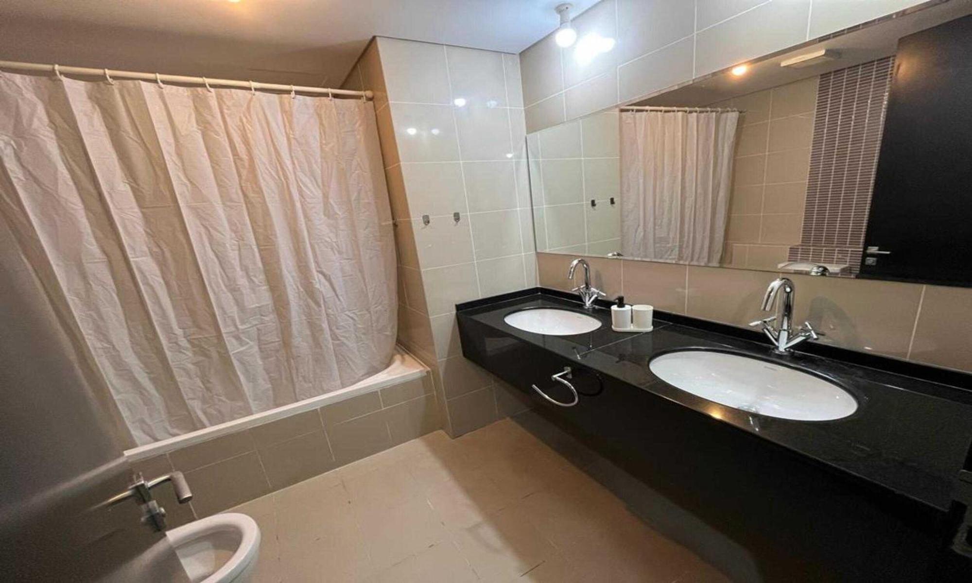 View Furnished In Palette Tower In Tourist Club Area *